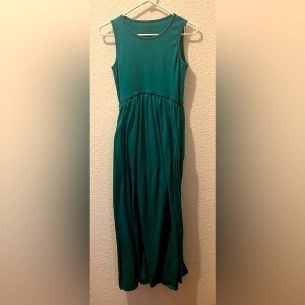 Three dots teal dress